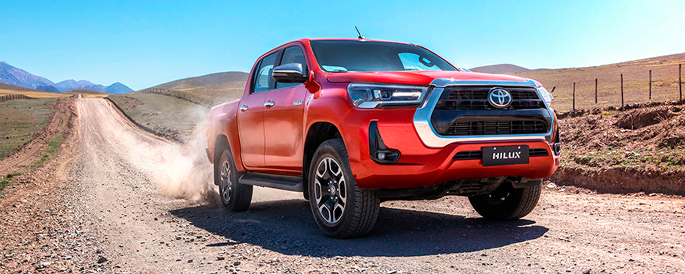 TOYOTA HILUX PICK UP 4X4